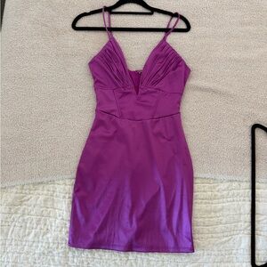 Chic Magenta Mini Dress